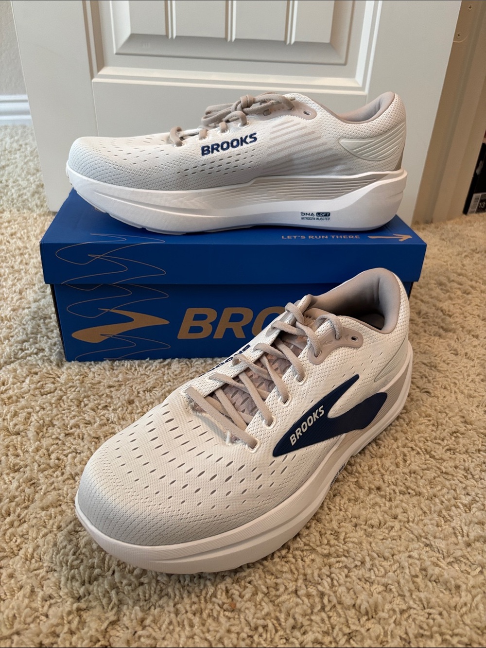 Brooks Ghost Max 3 Running Shoes